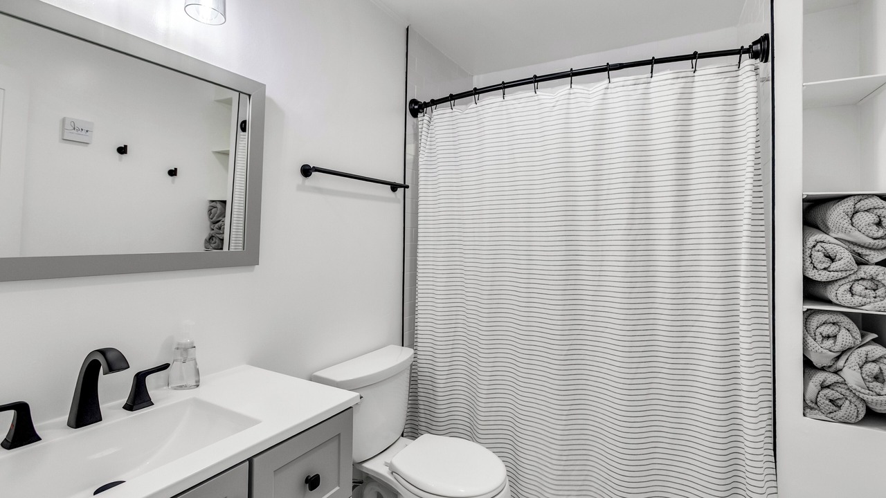 Photo of Bathroom in Tracyton