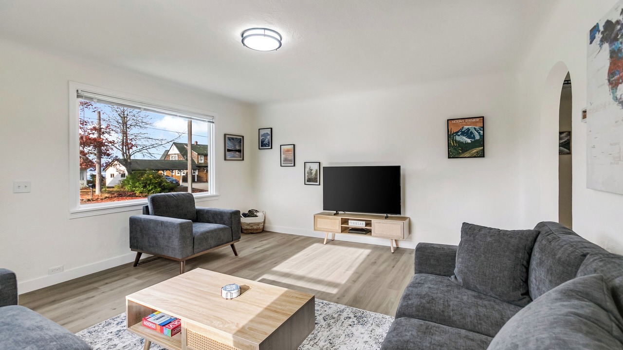 Photo of Livingroom in Tracyton