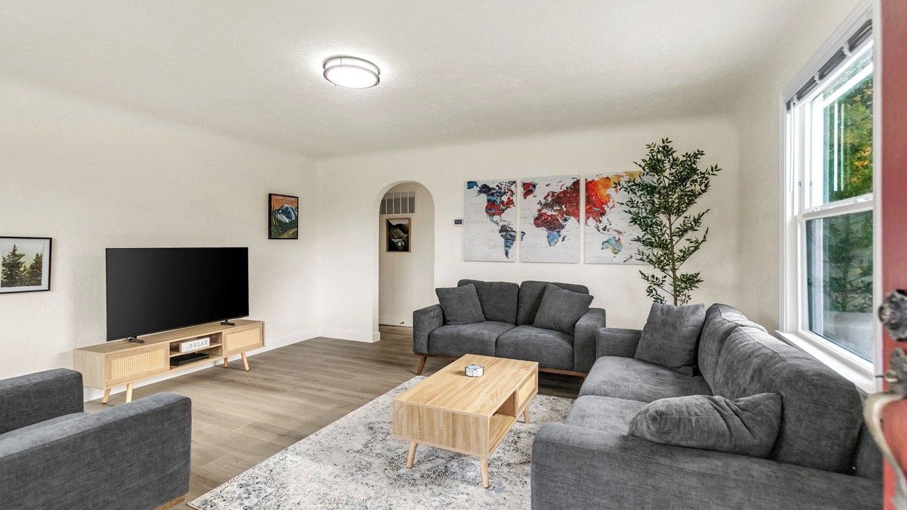 Photo of Livingroom in Tracyton