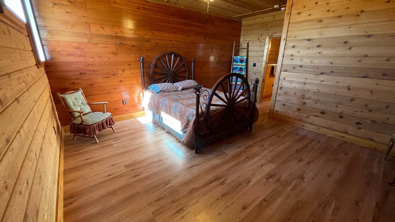 Photo of Bedroom in Hondo