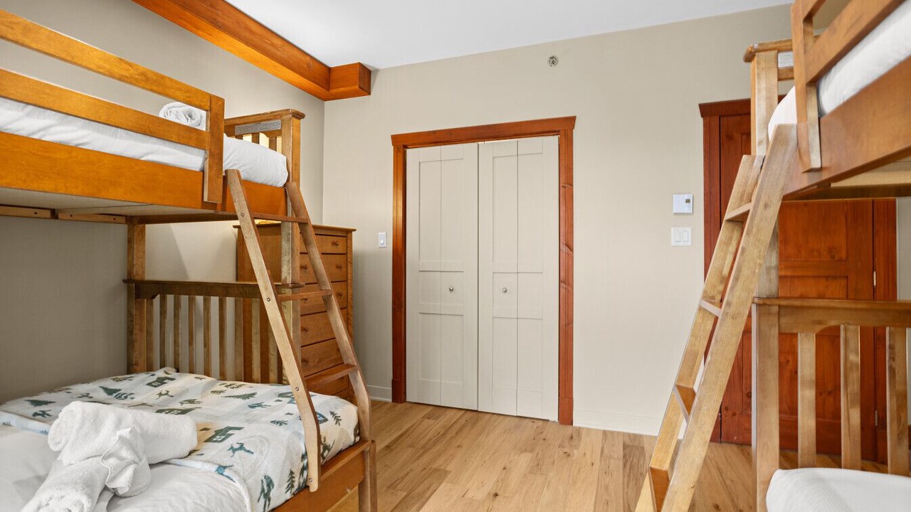 Photo of Bedroom in Tremblant-Les-Eaux