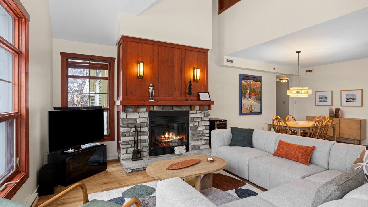 Photo of Livingroom in Tremblant-Les-Eaux