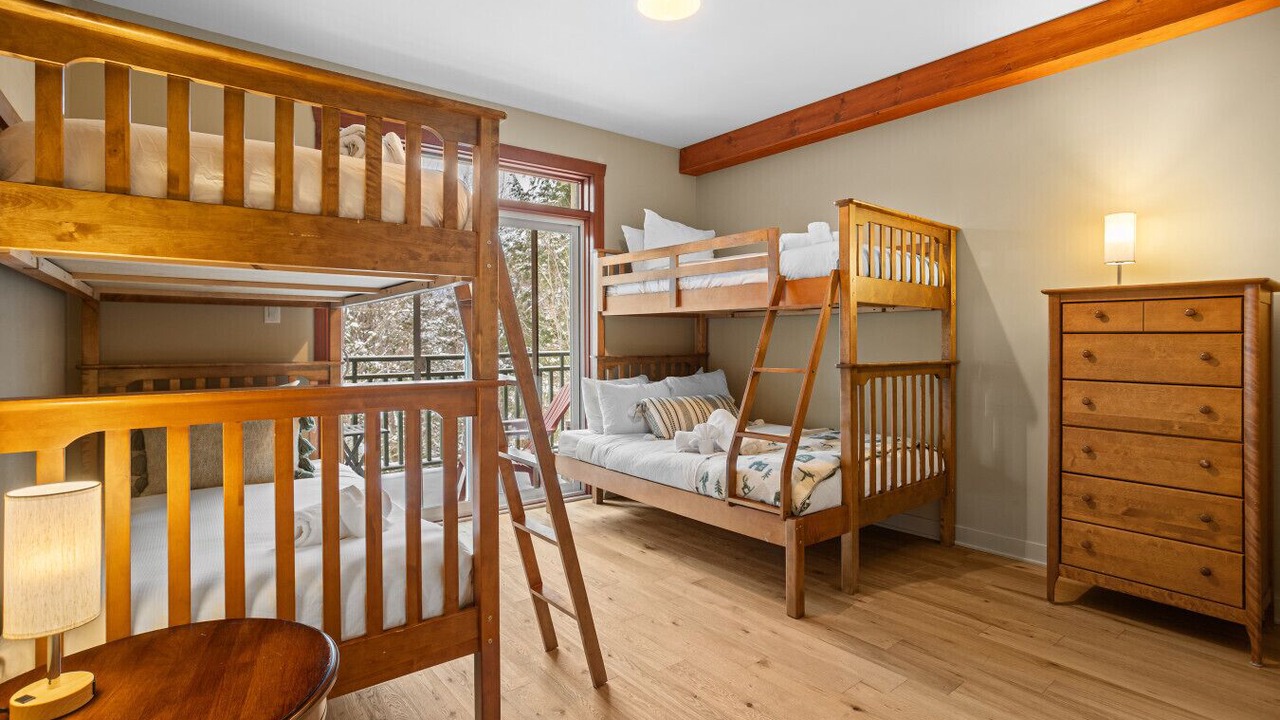 Photo of Bedroom in Tremblant-Les-Eaux