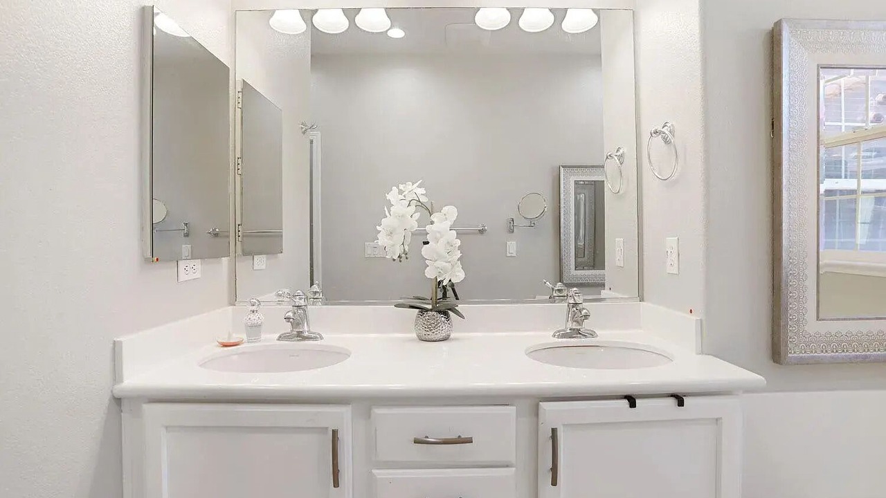 Photo of Bathroom in Mountain House