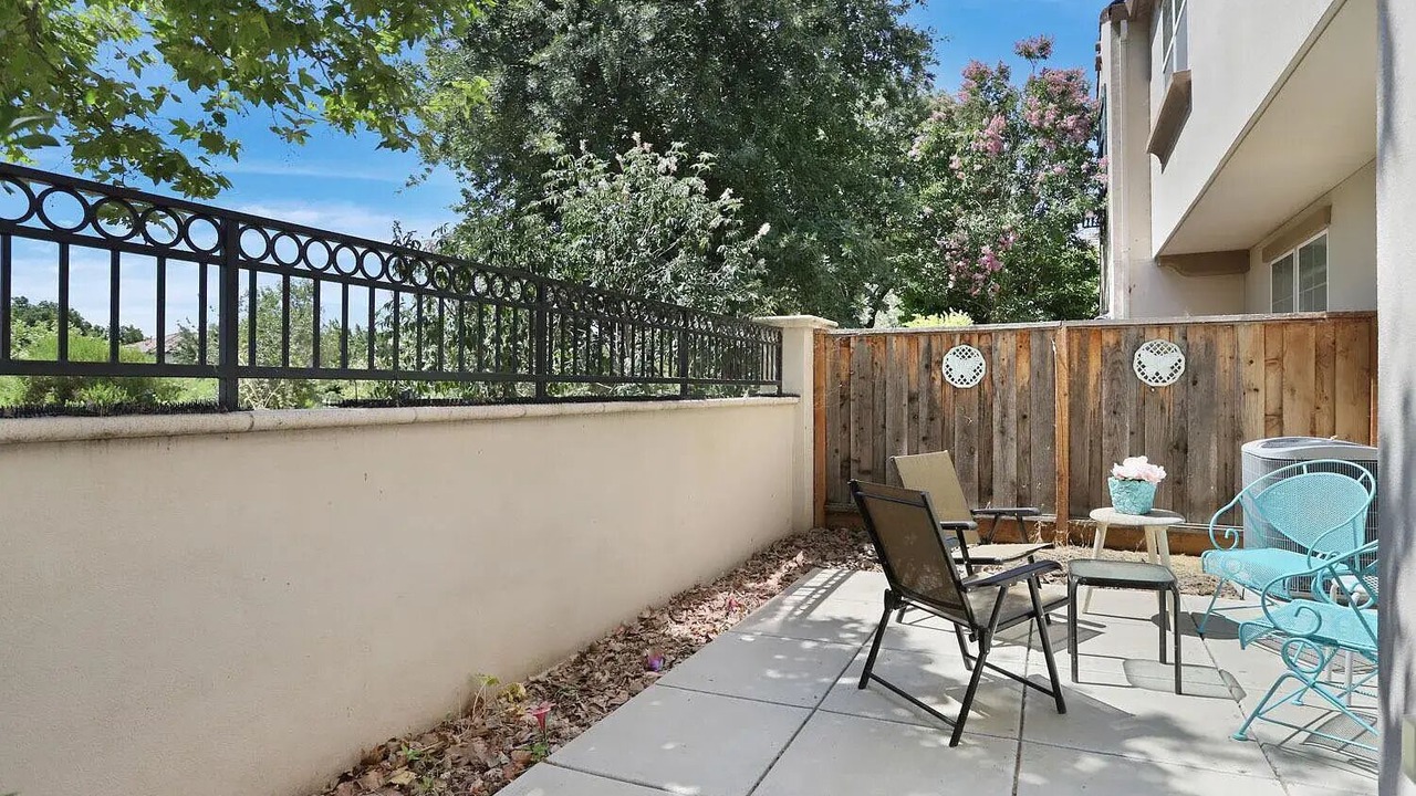 Photo of Patio Balcony in Mountain House