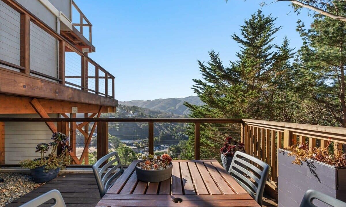 Photo of Outdoor in Park Pacifica