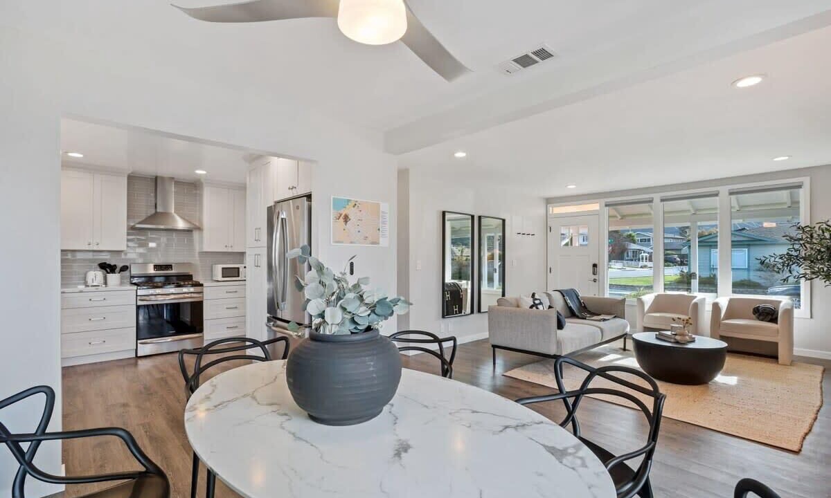 Photo of Others in Linda Mar