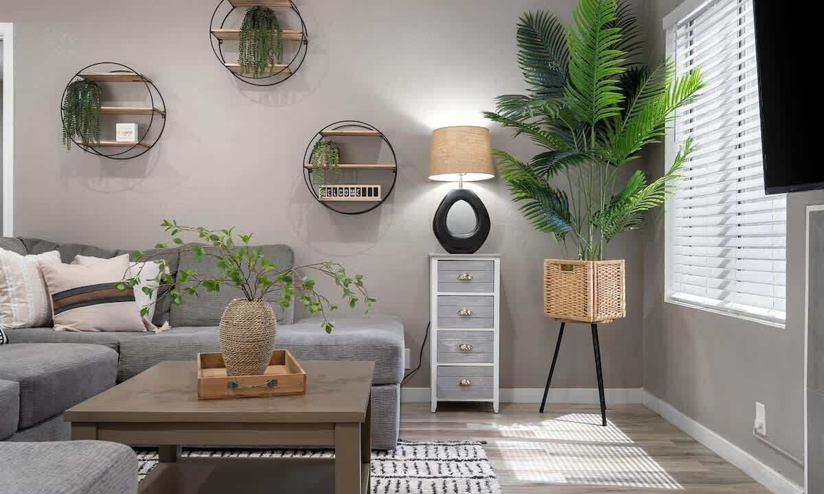 Photo of Livingroom in East Mesa