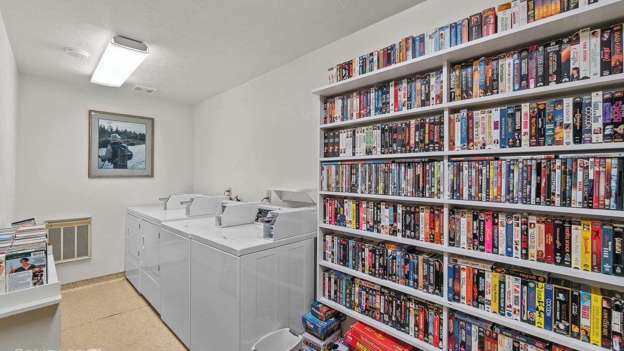 Photo of Others in Crescent