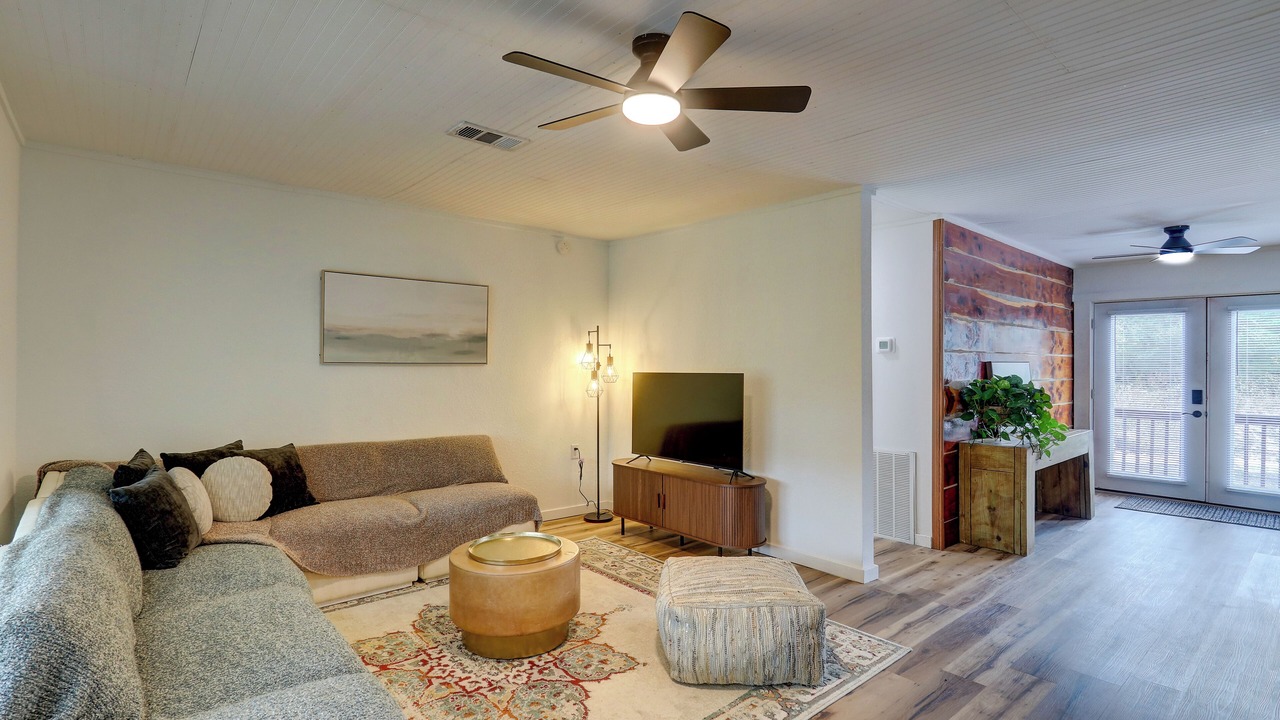 Photo of Livingroom in Circle D-KC Estates