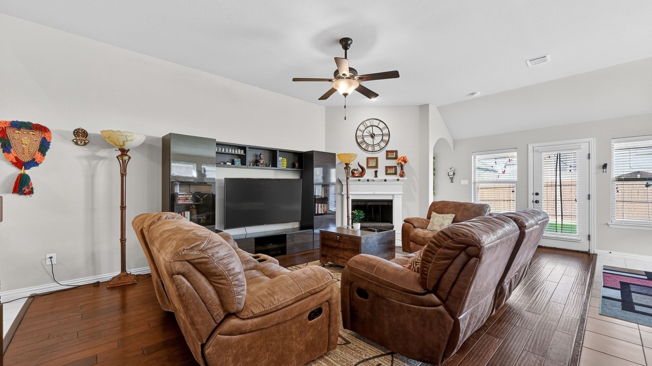 Photo of Livingroom in Little Elm