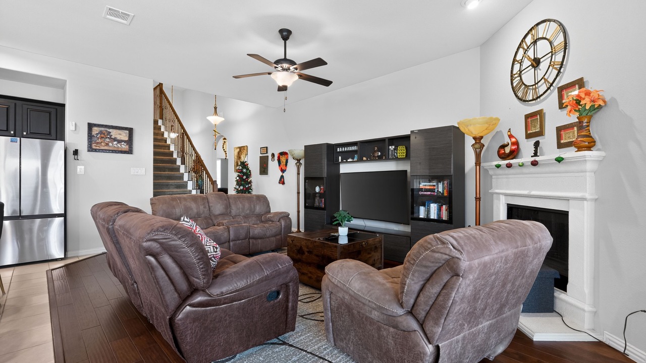 Photo of Livingroom in Little Elm