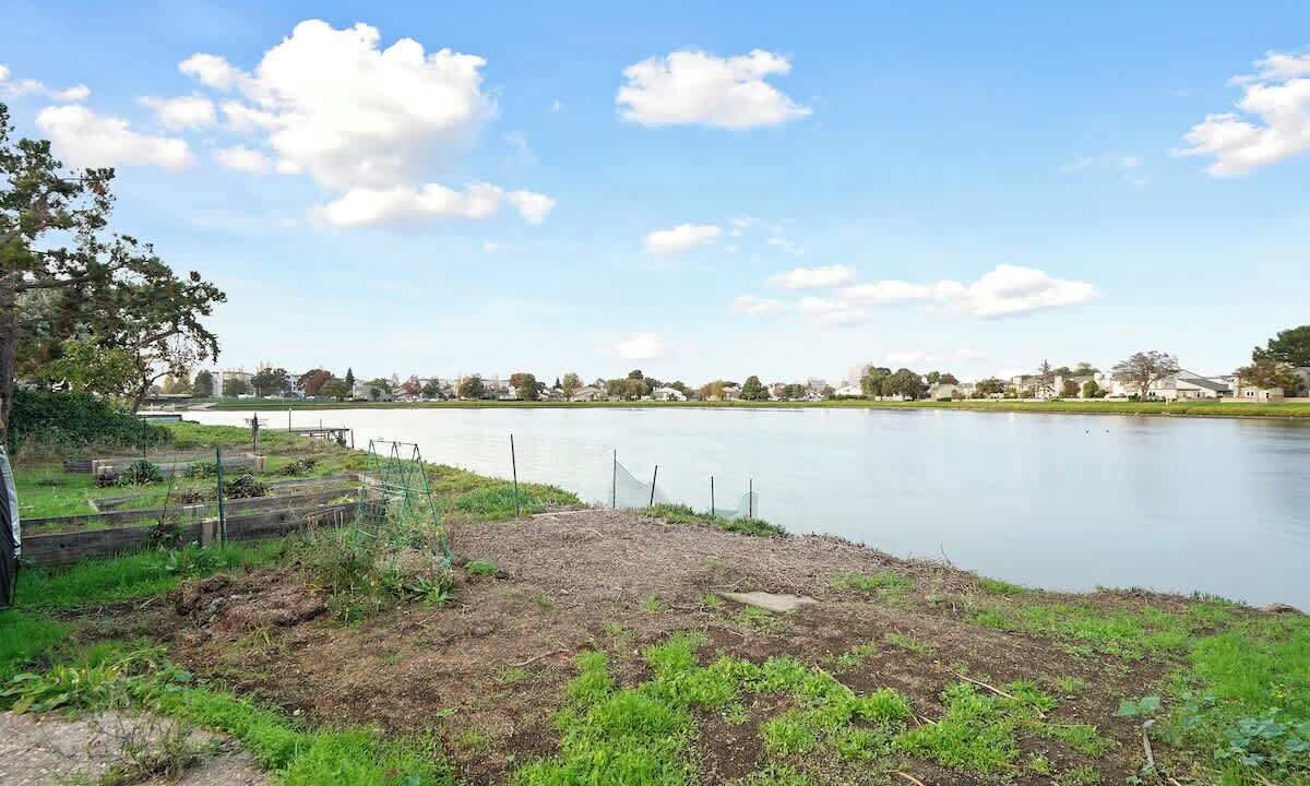 Photo of Others in East San Mateo