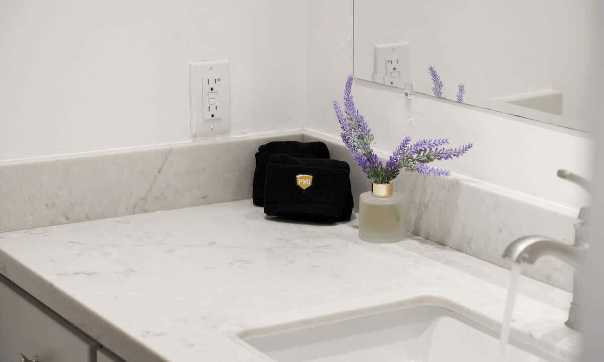 Photo of Bathroom in East San Mateo