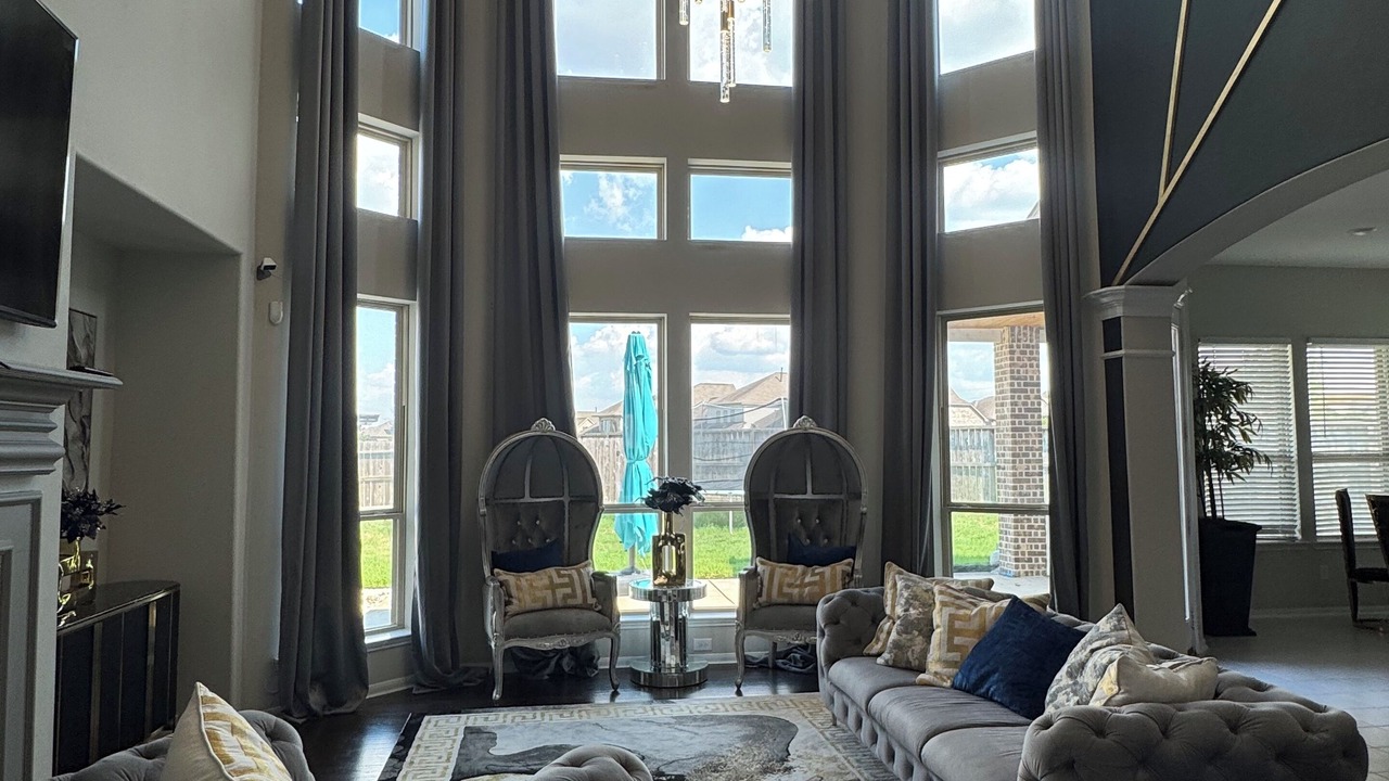 Photo of Livingroom in Katy