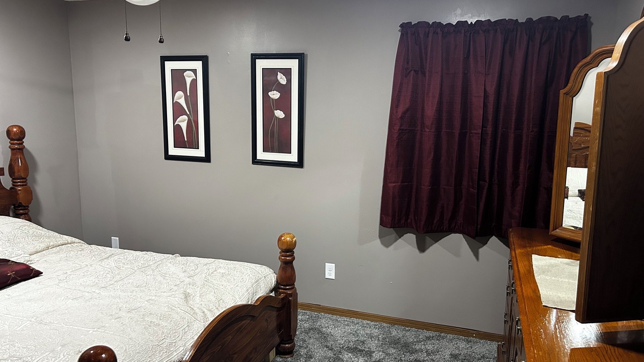 Photo of Bedroom in Benton