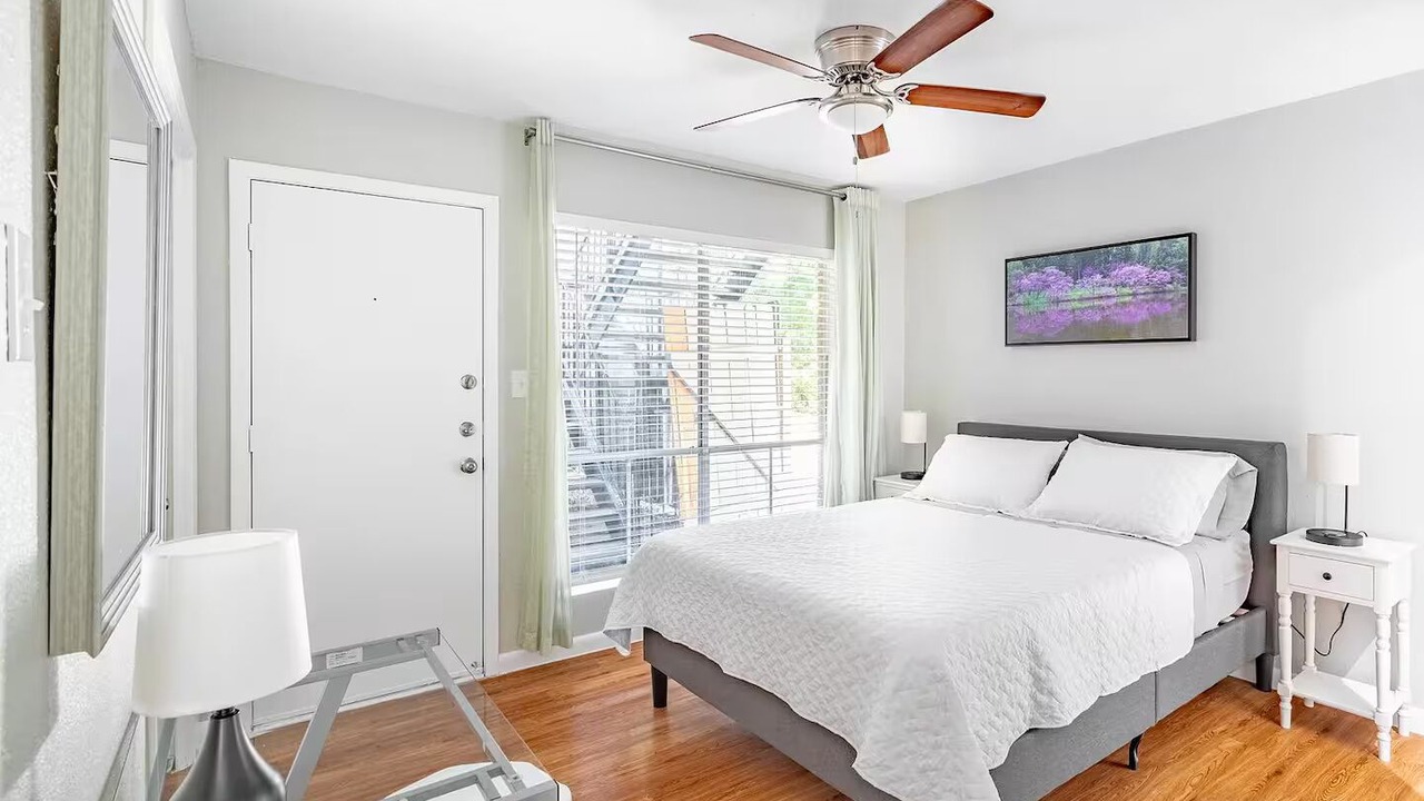Photo of Bedroom in West Campus