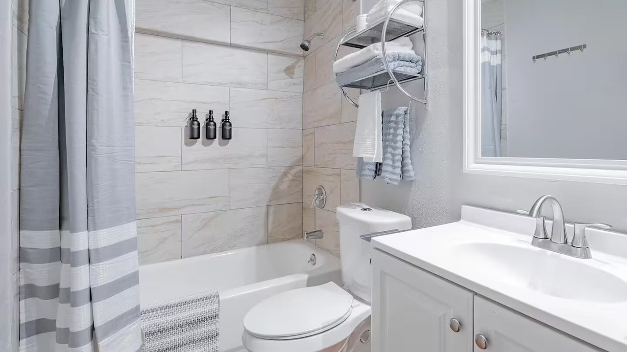 Photo of Bathroom in West Campus
