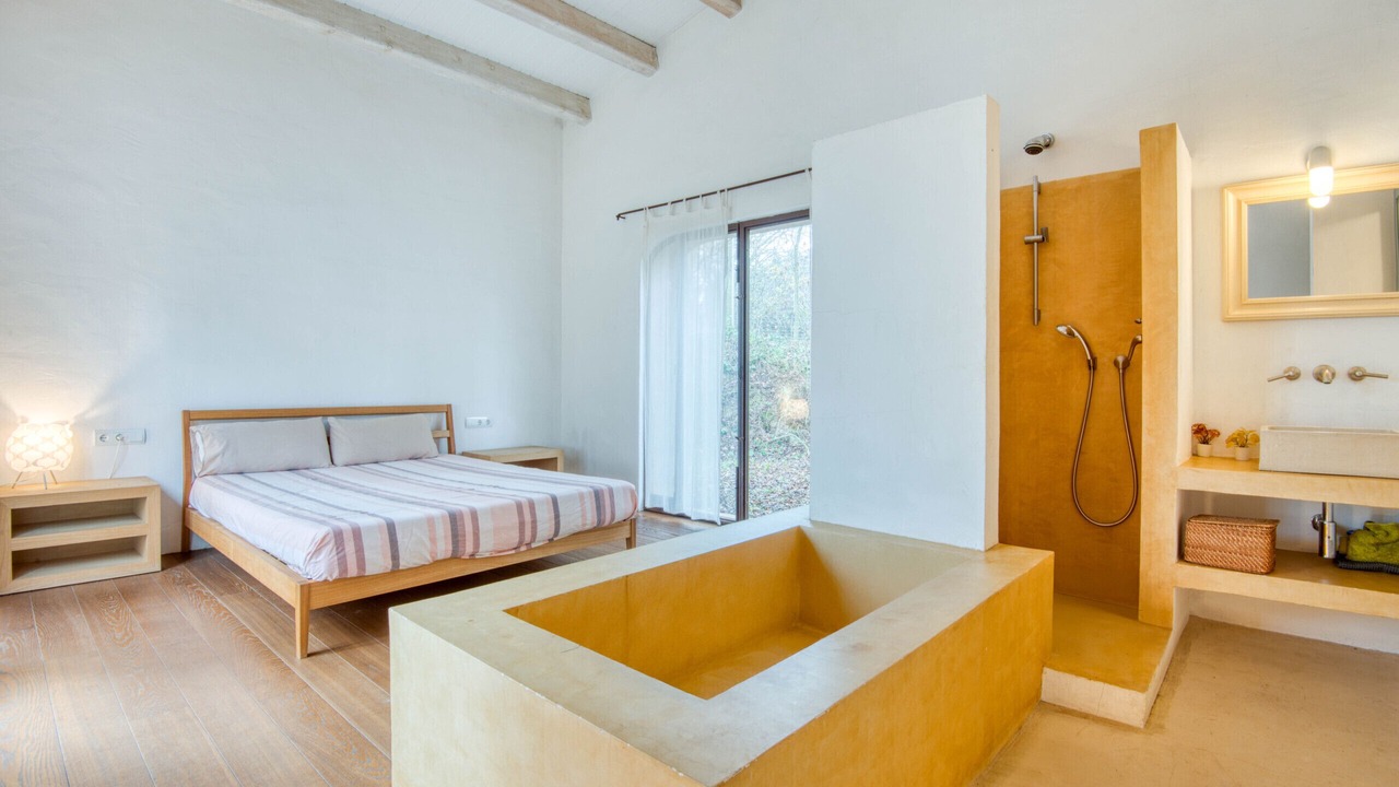 Photo of Bedroom in Canapost