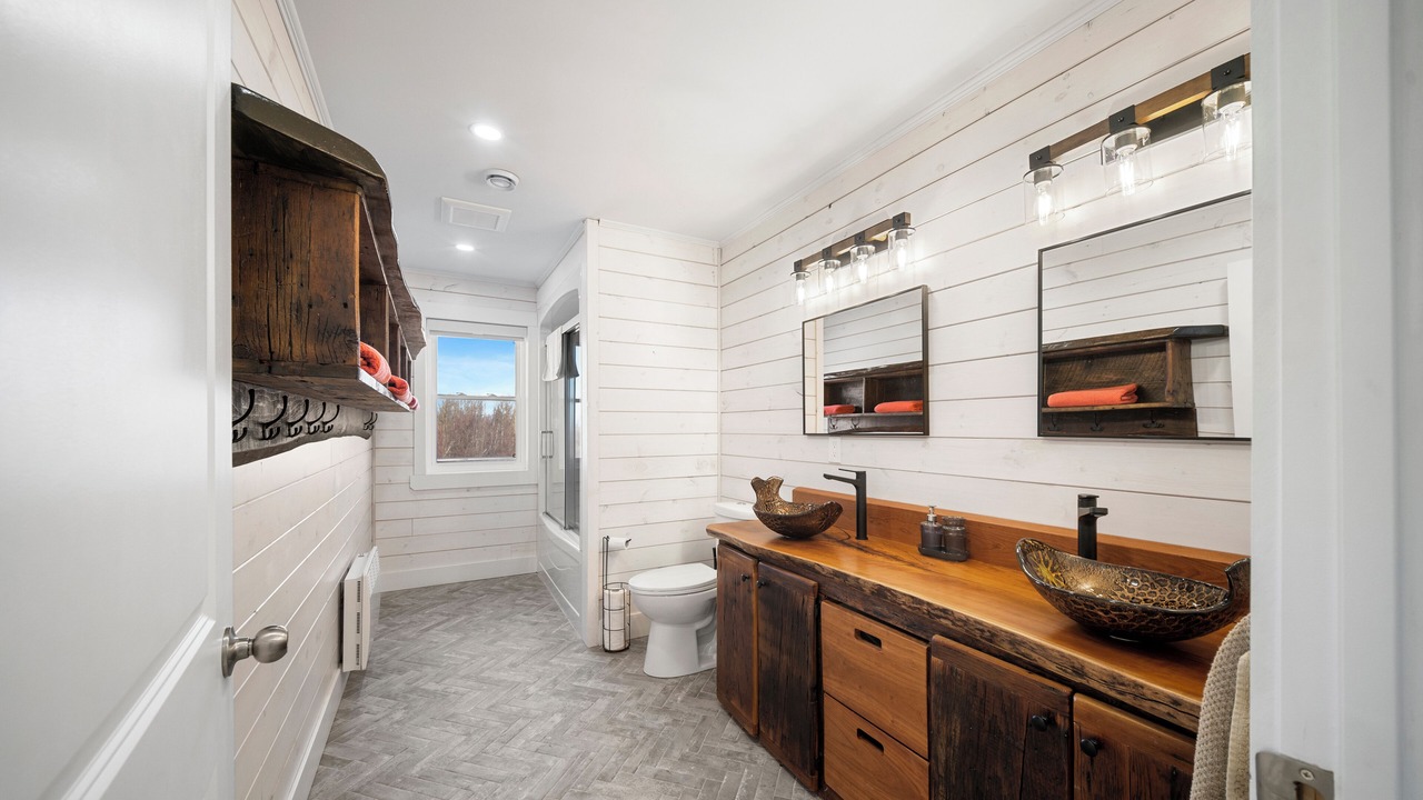 Photo of Bathroom in Prince County