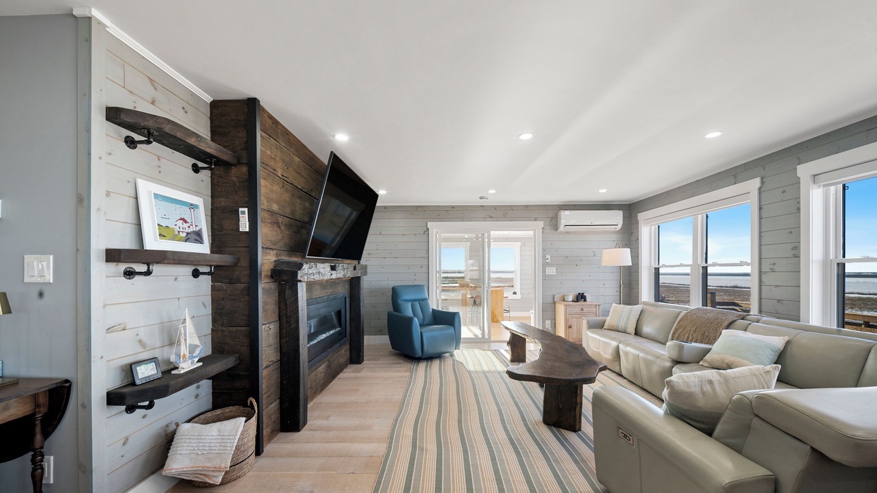 Photo of Livingroom in Prince County