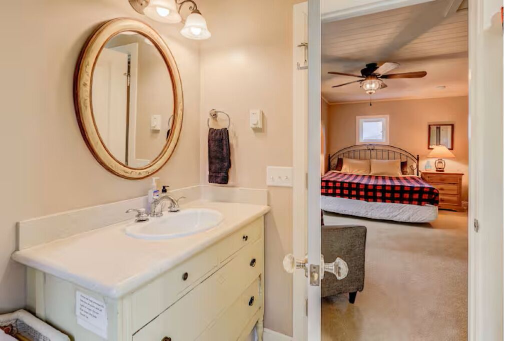 Photo of Bathroom in Warm Springs