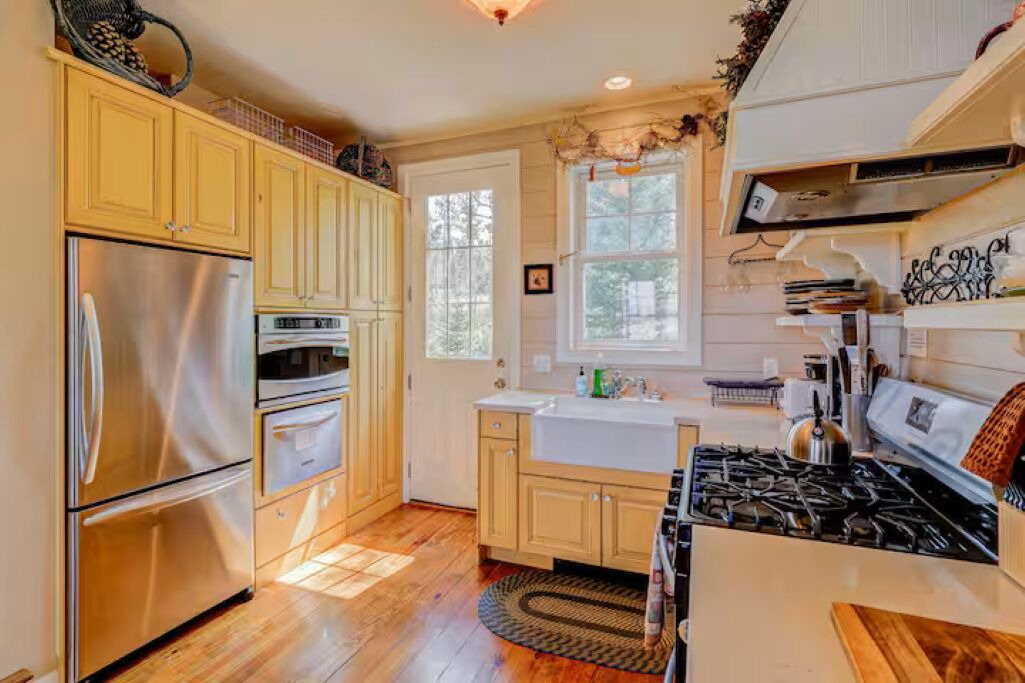 Photo of Kitchen in Warm Springs