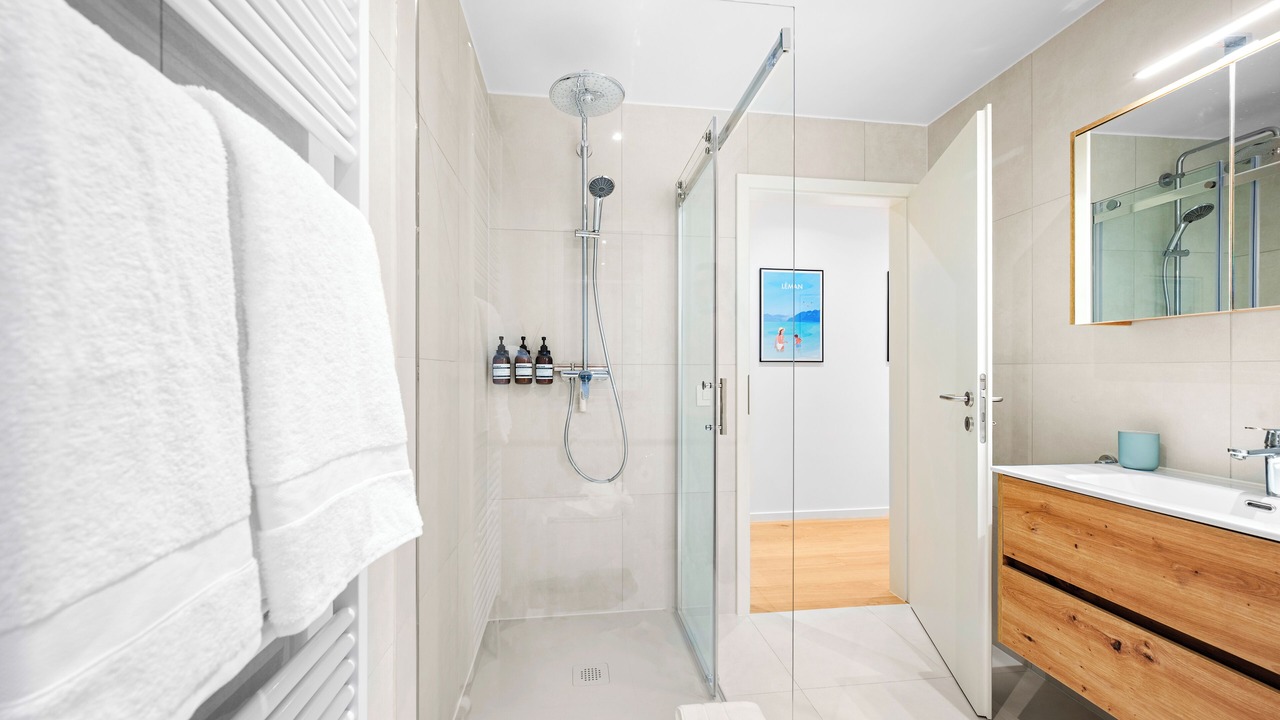 Photo of Bathroom in La Tour-de-Peilz