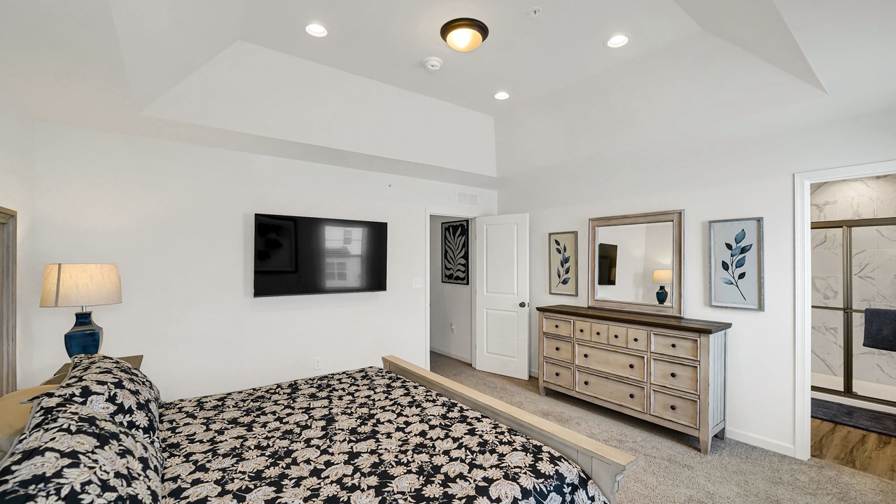 Photo of Bedroom in State College