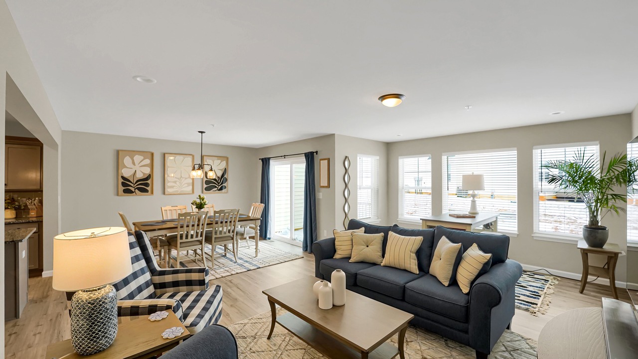 Photo of Livingroom in State College