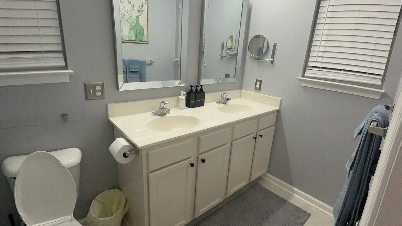 Photo of Bathroom in Reservoir