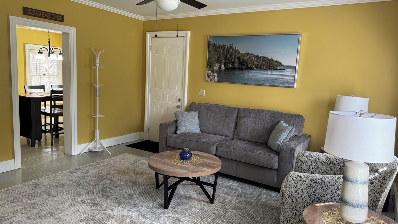 Photo of Livingroom in Ithaca