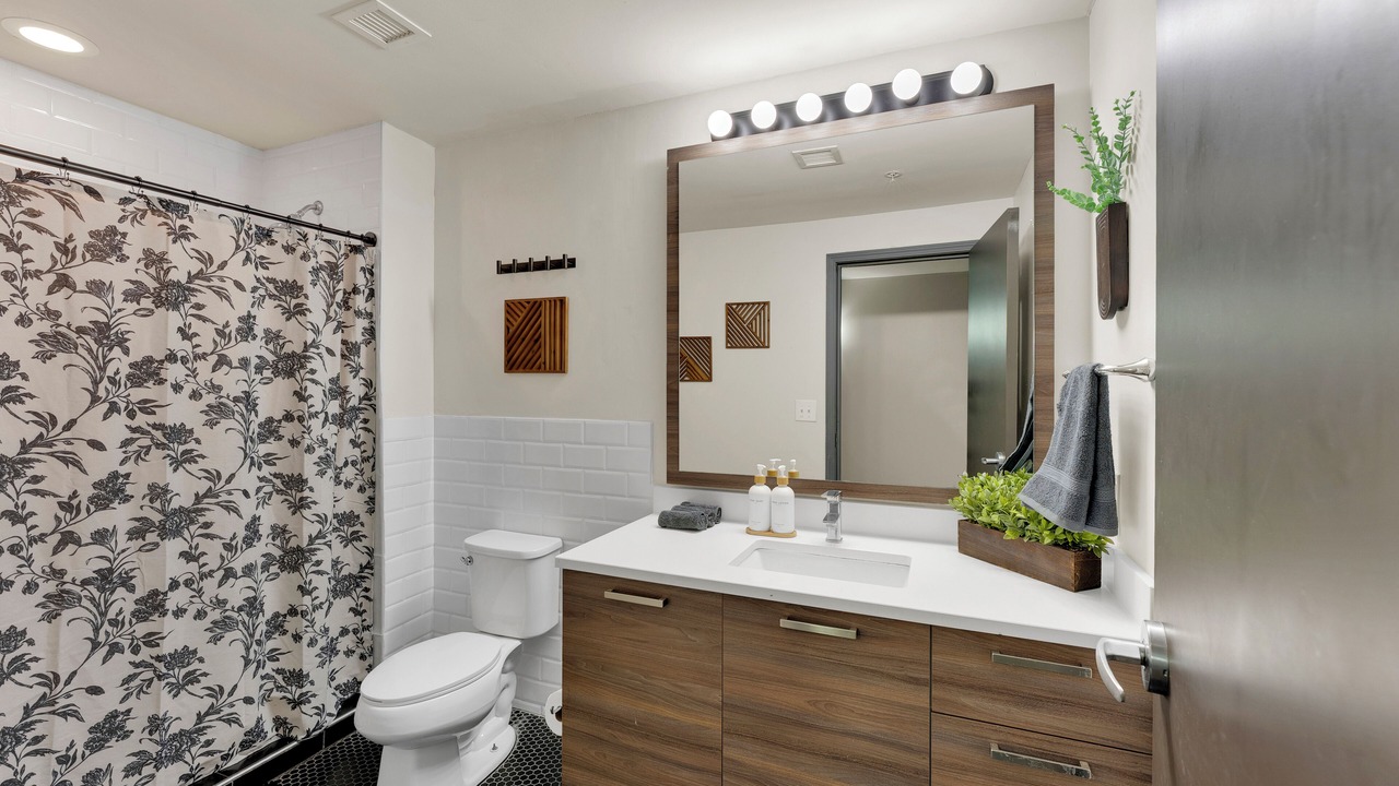 Photo of Bathroom in Downtown Dallas