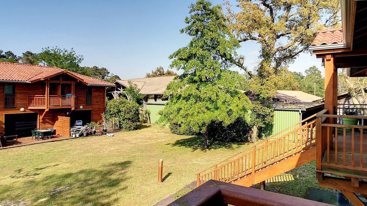 Photo of Outdoor in Messanges