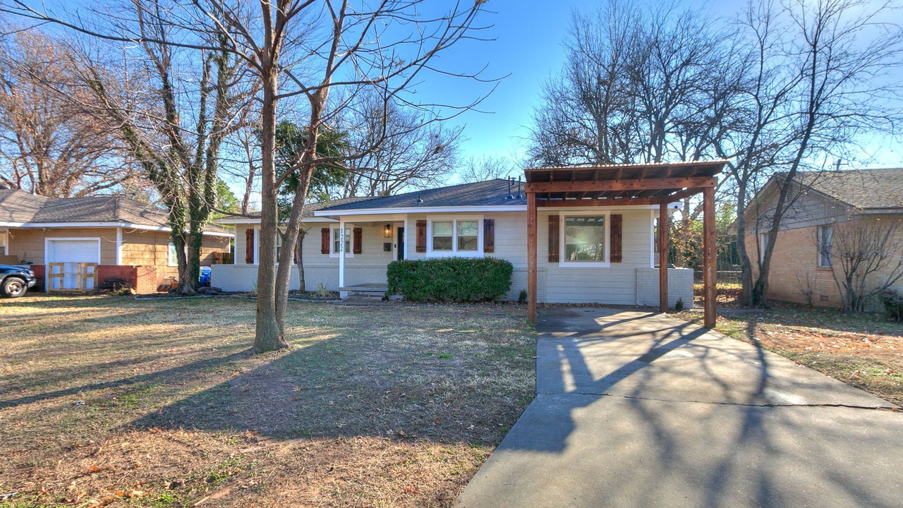 Photo of Outdoor in Norman