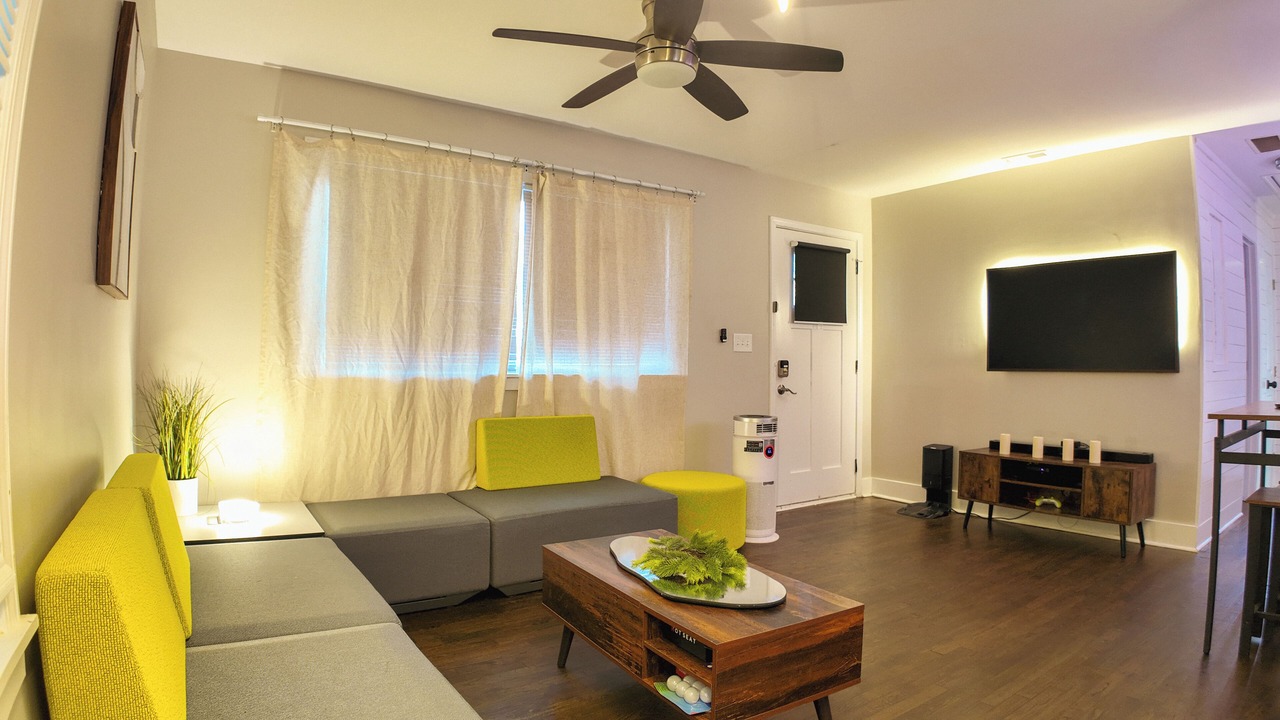 Photo of Livingroom in Atlanta
