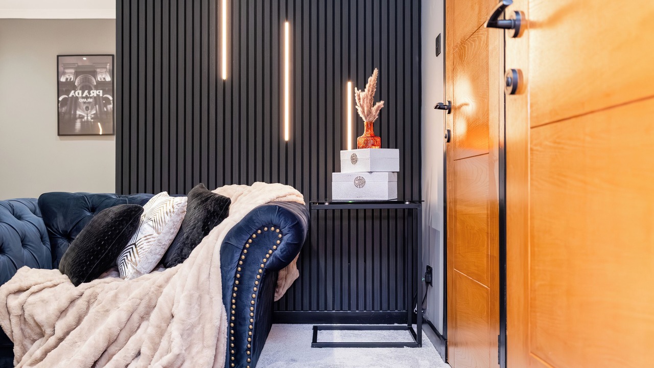 Photo of Others in Hawkhead