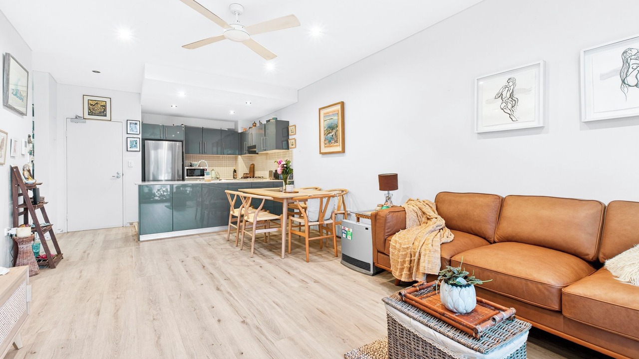 Photo of Livingroom in Dee Why