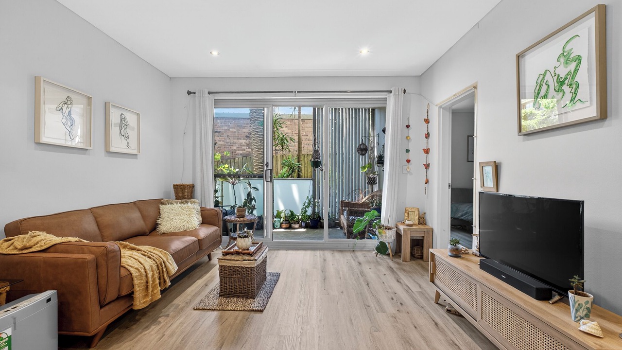 Photo of Livingroom in Dee Why