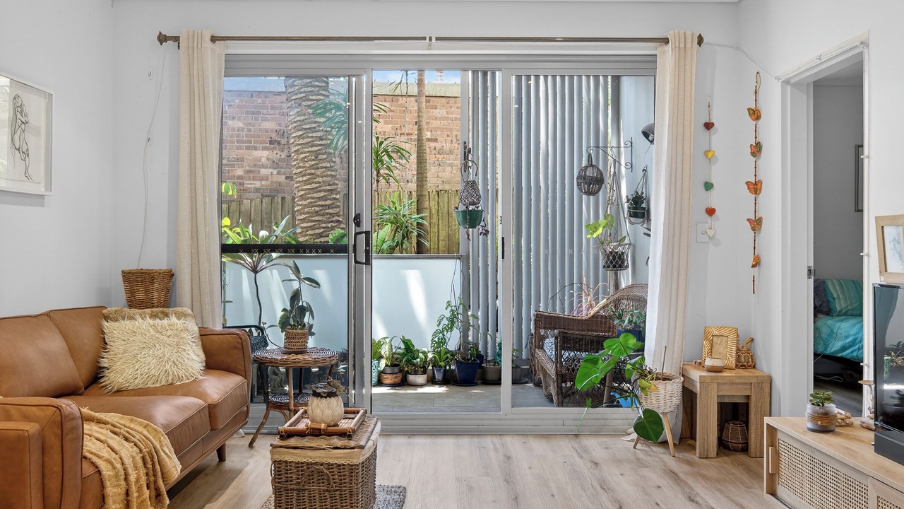 Photo of Livingroom in Dee Why