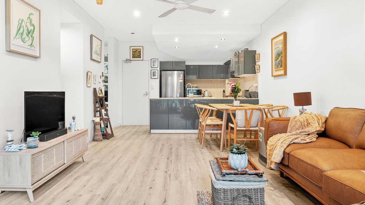 Photo of Livingroom in Dee Why