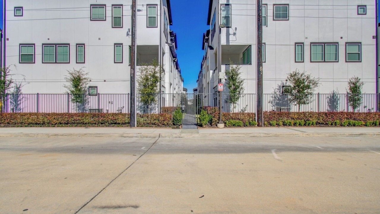 Photo of Outdoor in South Main