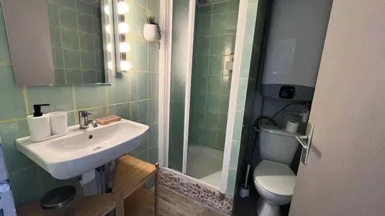 Photo of Bathroom in Marseillan