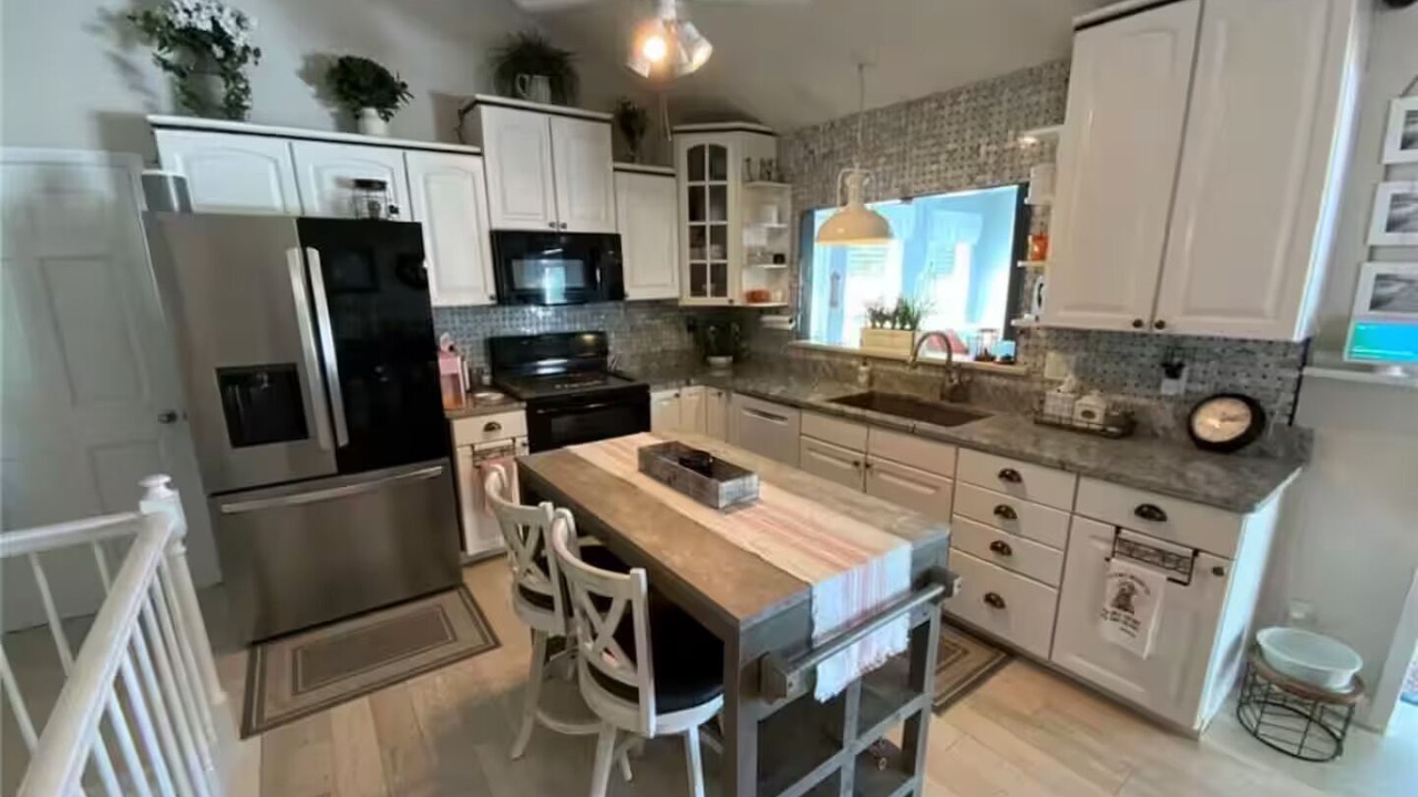 Photo of Kitchen in St. Charles