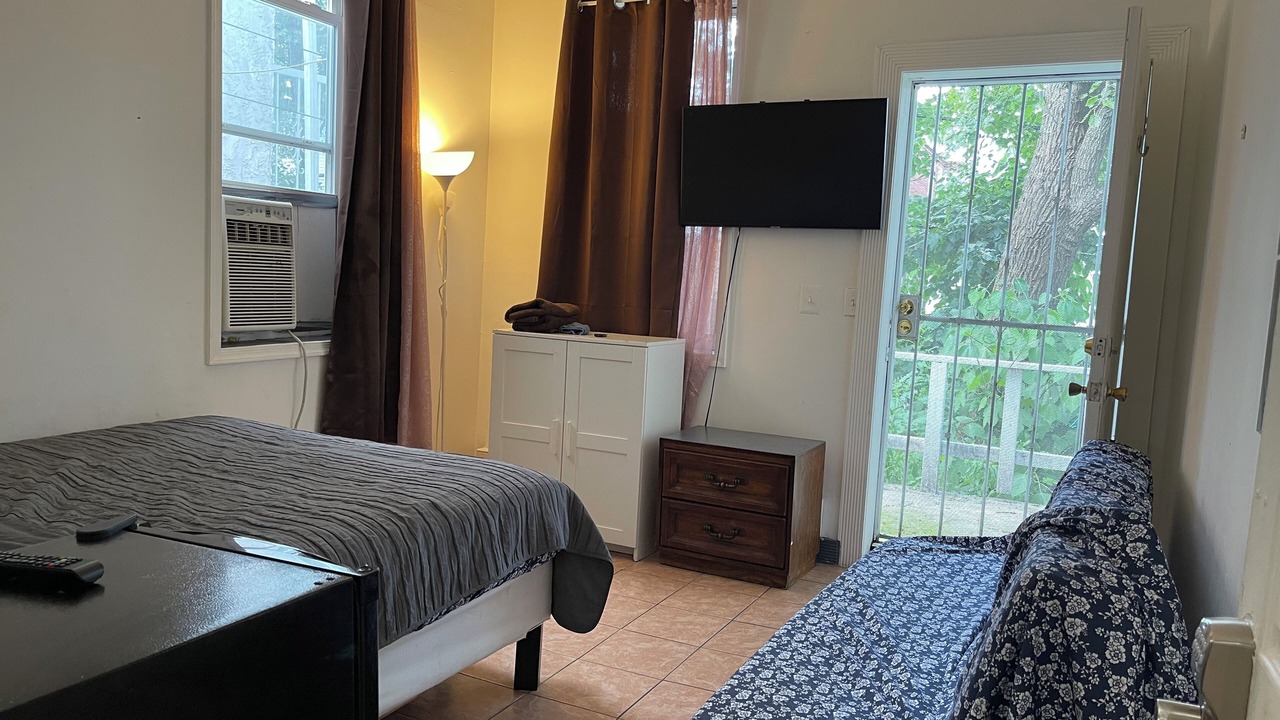 Photo of Bedroom in West Philadelphia