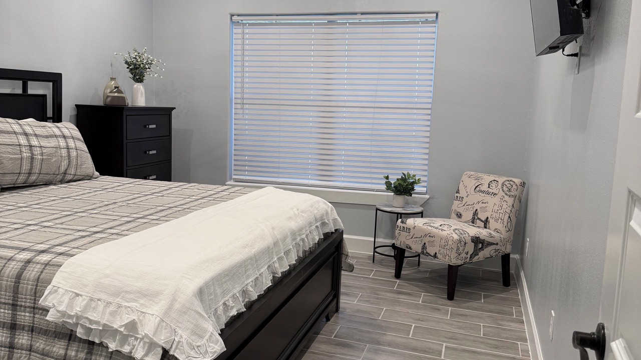 Photo of Bedroom in Eastern Division