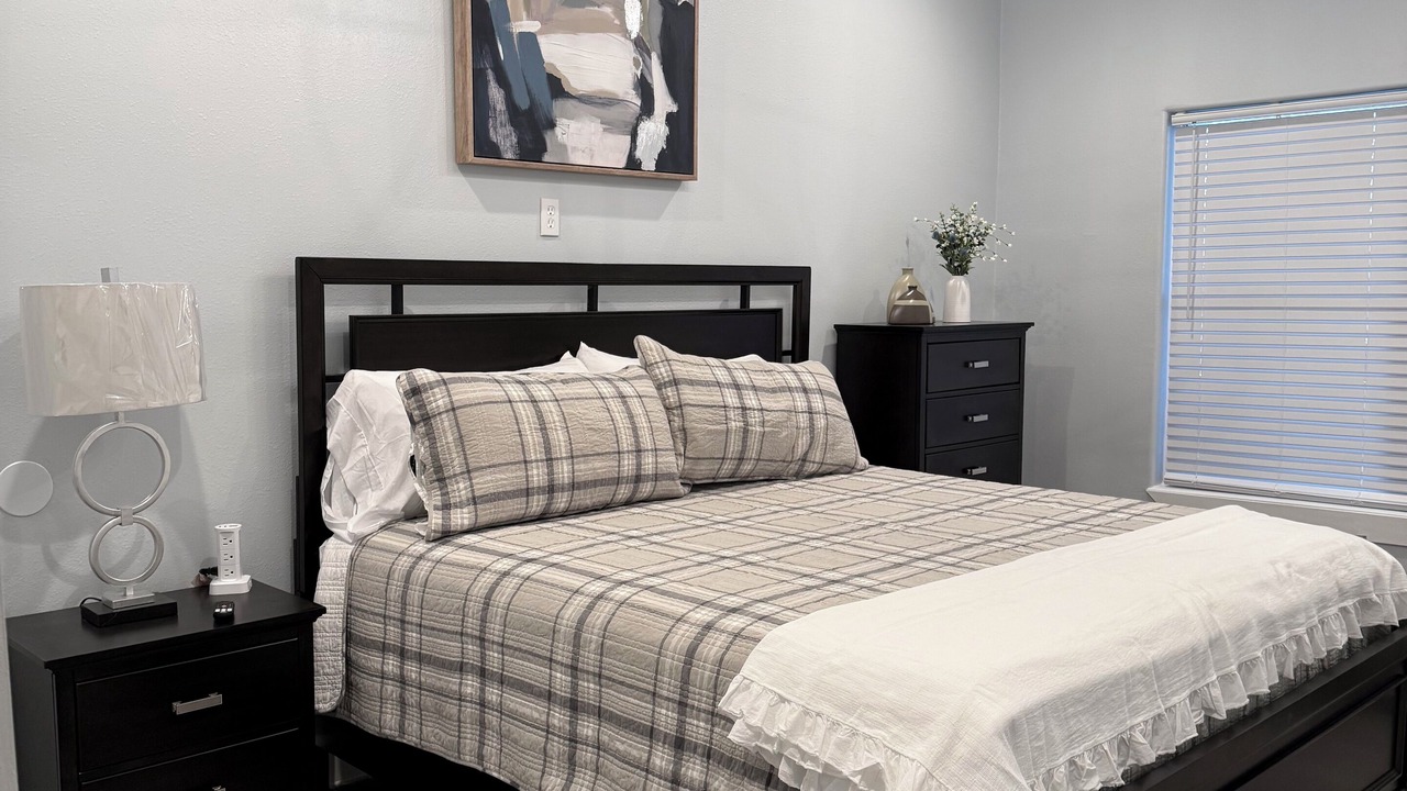 Photo of Bedroom in Eastern Division
