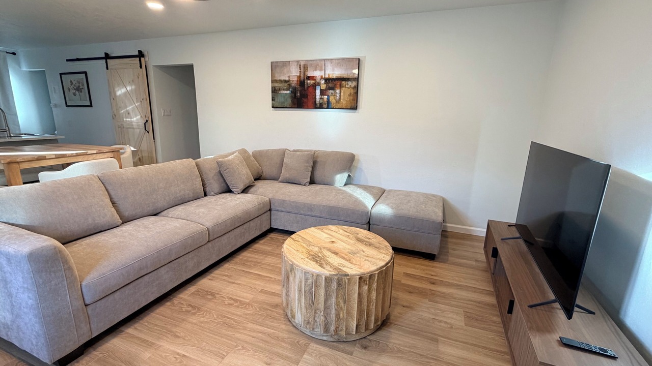 Photo of Livingroom in Nob Hill