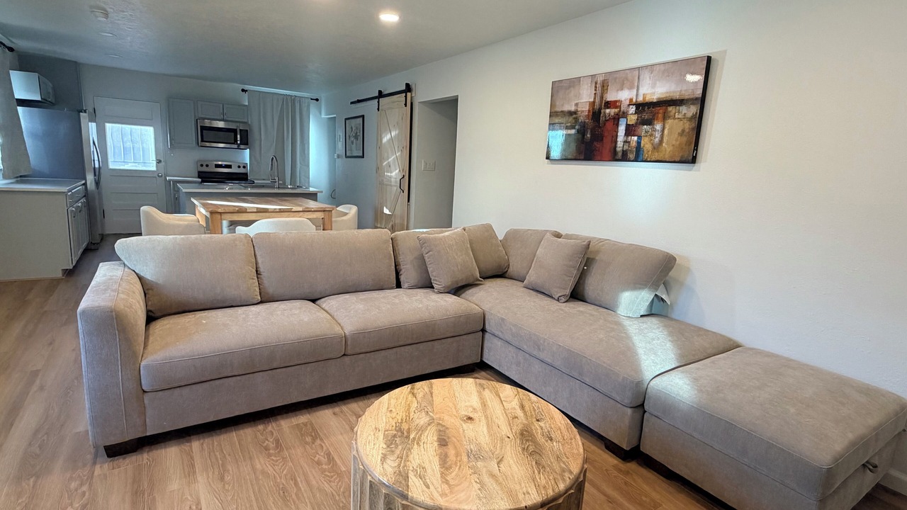 Photo of Livingroom in Nob Hill