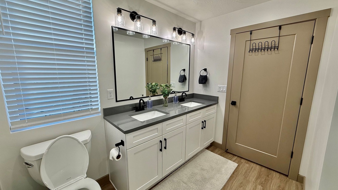 Photo of Bathroom in Green Springs